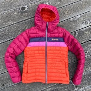 Cotopaxi Hooded Down Jacket XS